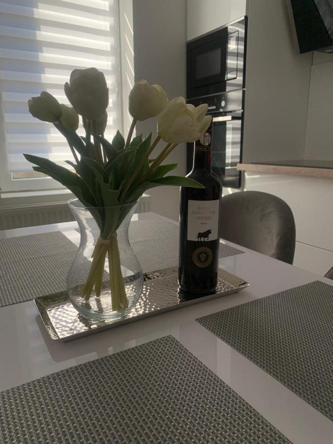 Apartment D&v