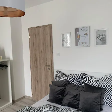 D&V Apartman Eger Exterior photo
